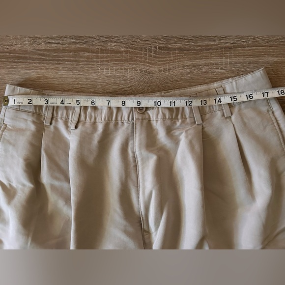 Callaway Golf Shorts Mens Tan color size 36 - Picture 7 of 10